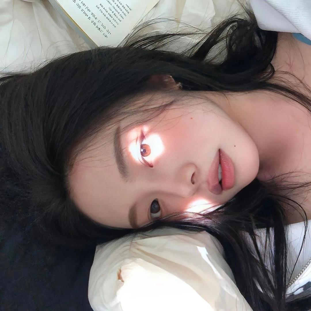 四两.