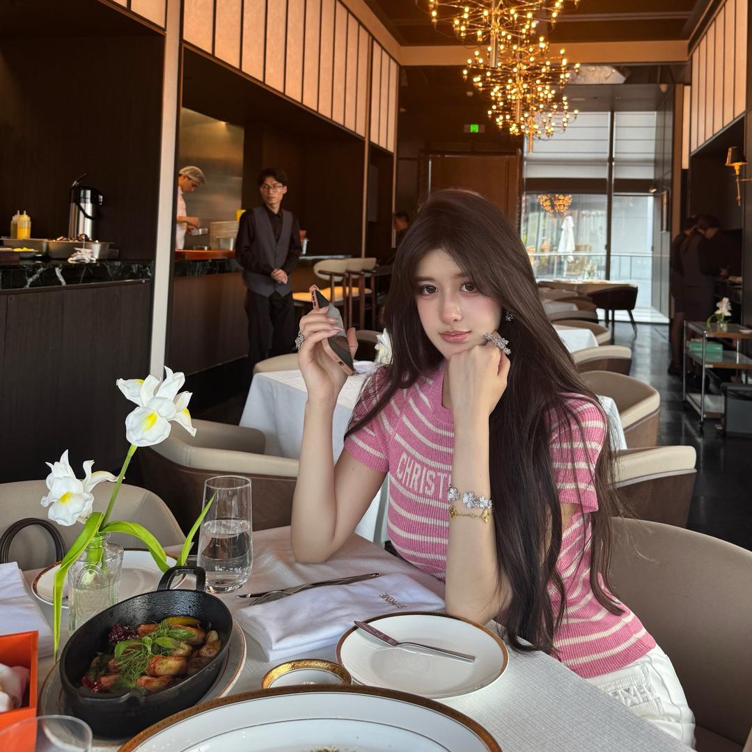 奶油蜜Naomi