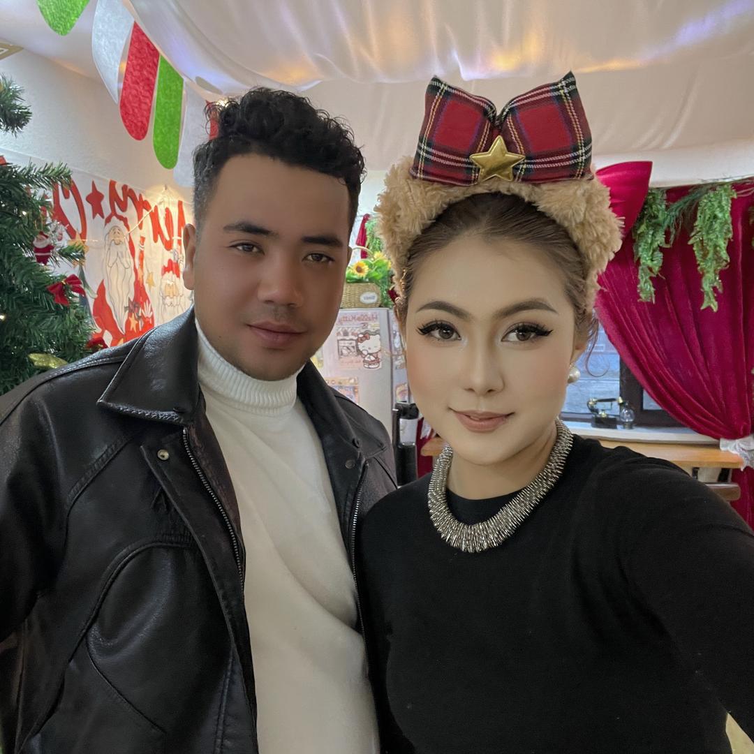 幸福的一家人👨‍👩‍👦