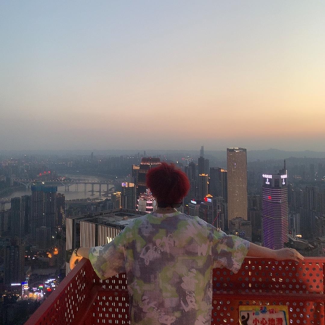 不会跳舞的阿祖