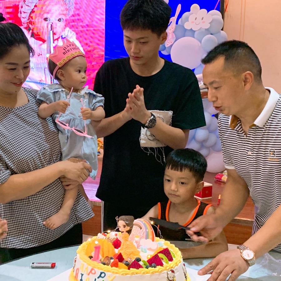 罗帅丹丹的生活