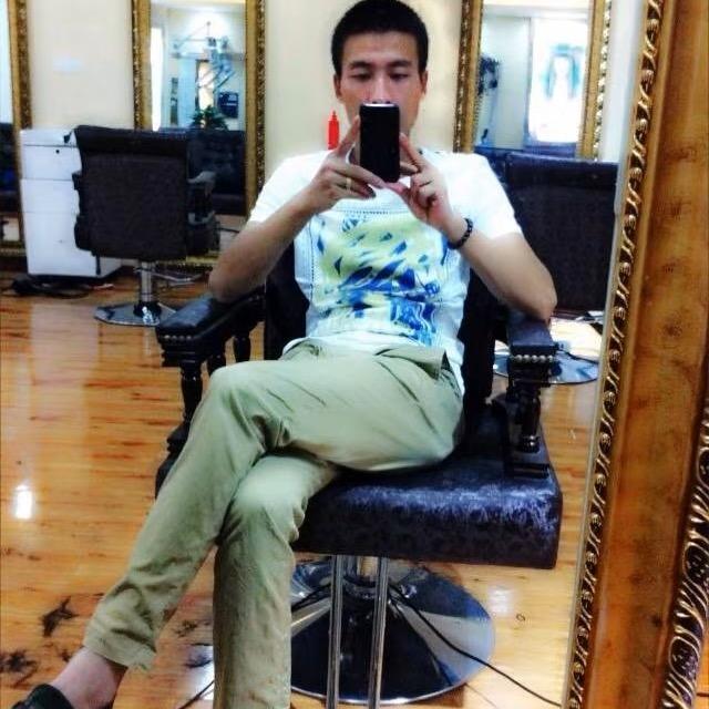 阆中安排哥。买卖二手挖机