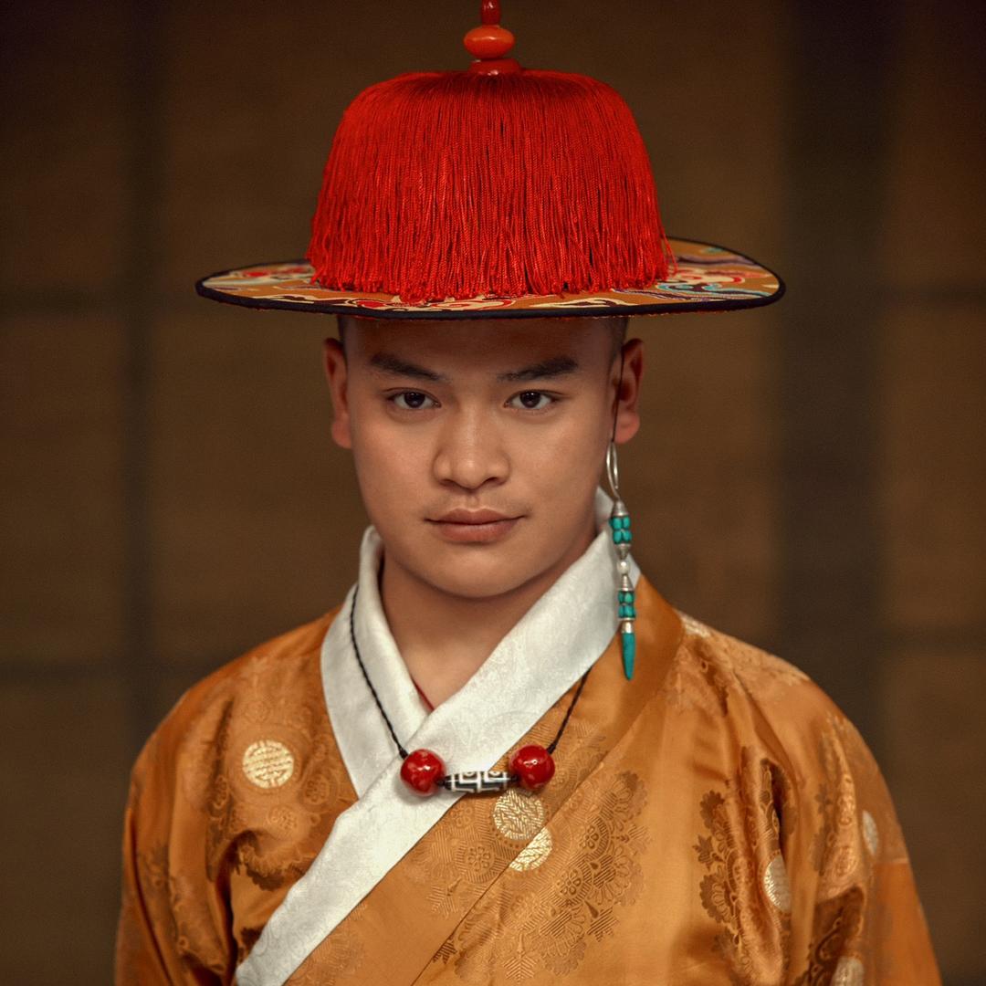 俄才仁