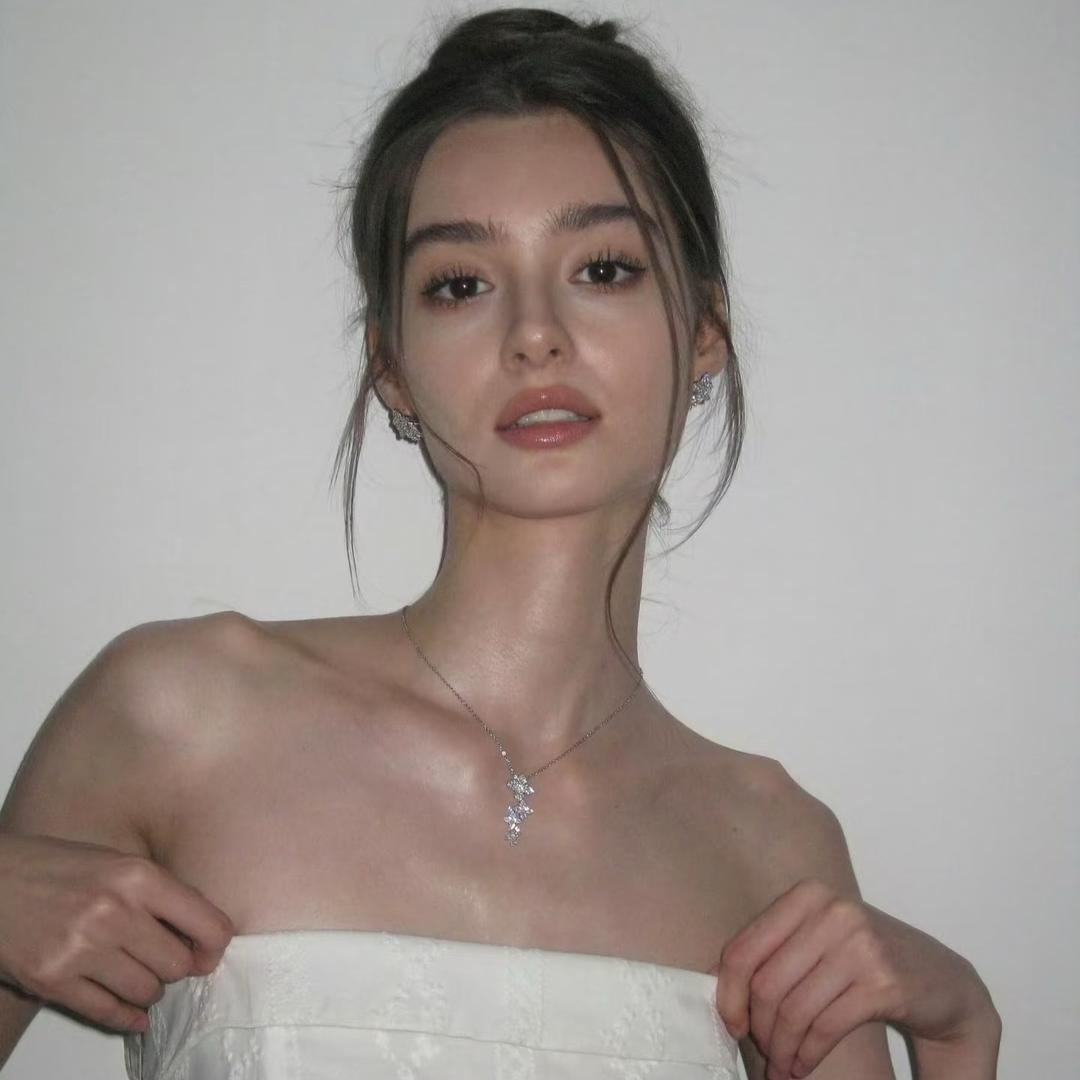 @一杯冰美式.
