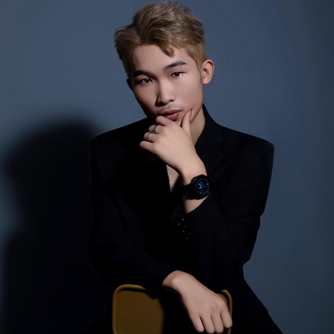 啊俊深圳起点接发烫染