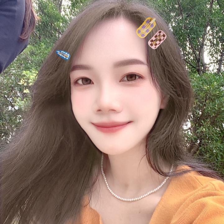 你好、我叫果果