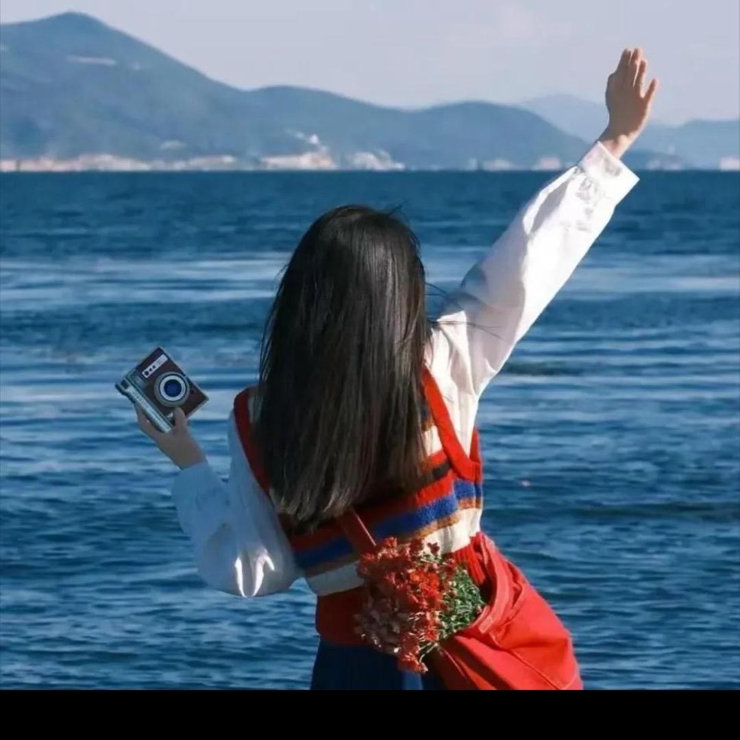 梨涡浅笑🍒