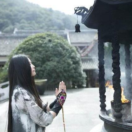 万吉馨香薰旗舰店