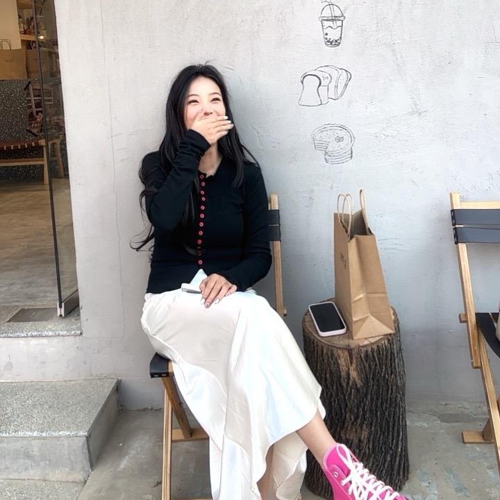 一只小黑羊🐏