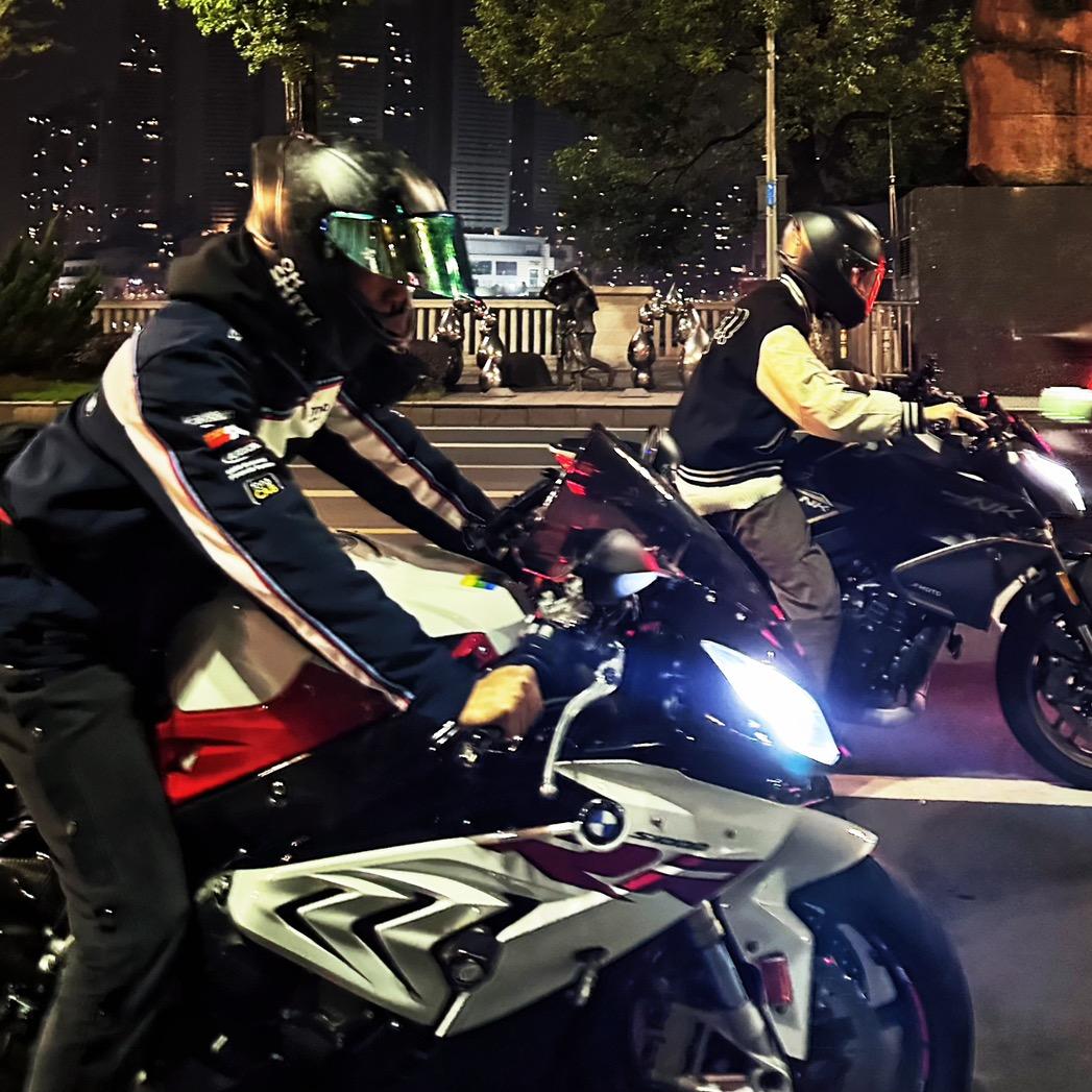 18岁的机车俱乐部