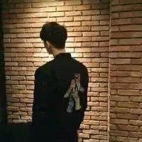 晶仔（耿耿小跟班）