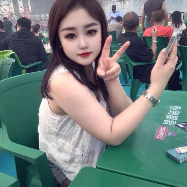 🧚‍♀️不讲李女士🧚‍♀️