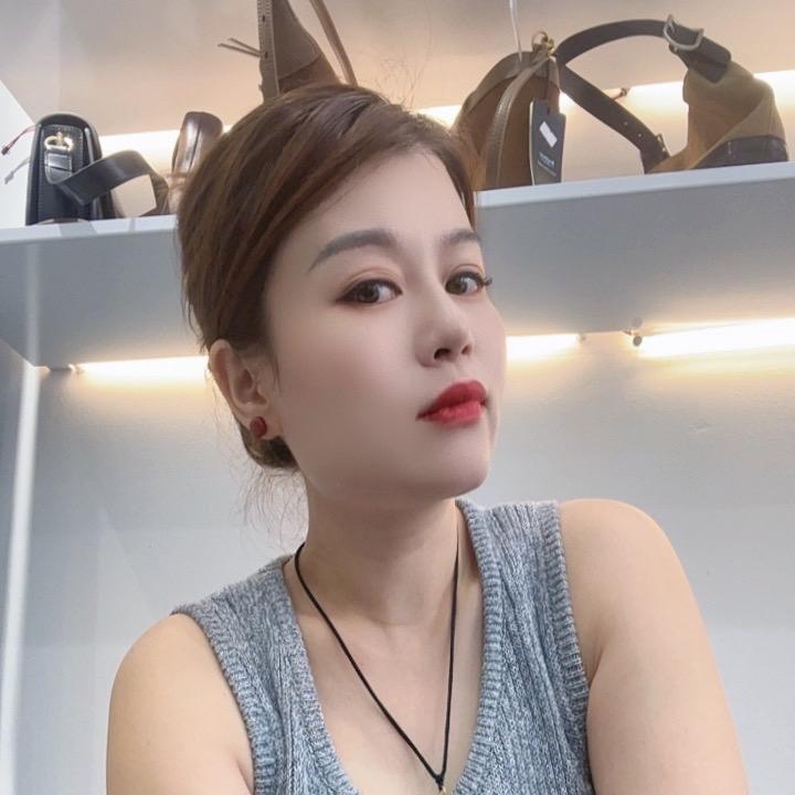 萍乡李青品味女装