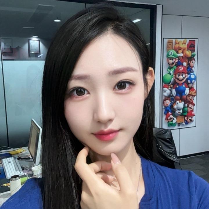 小伊-🎀