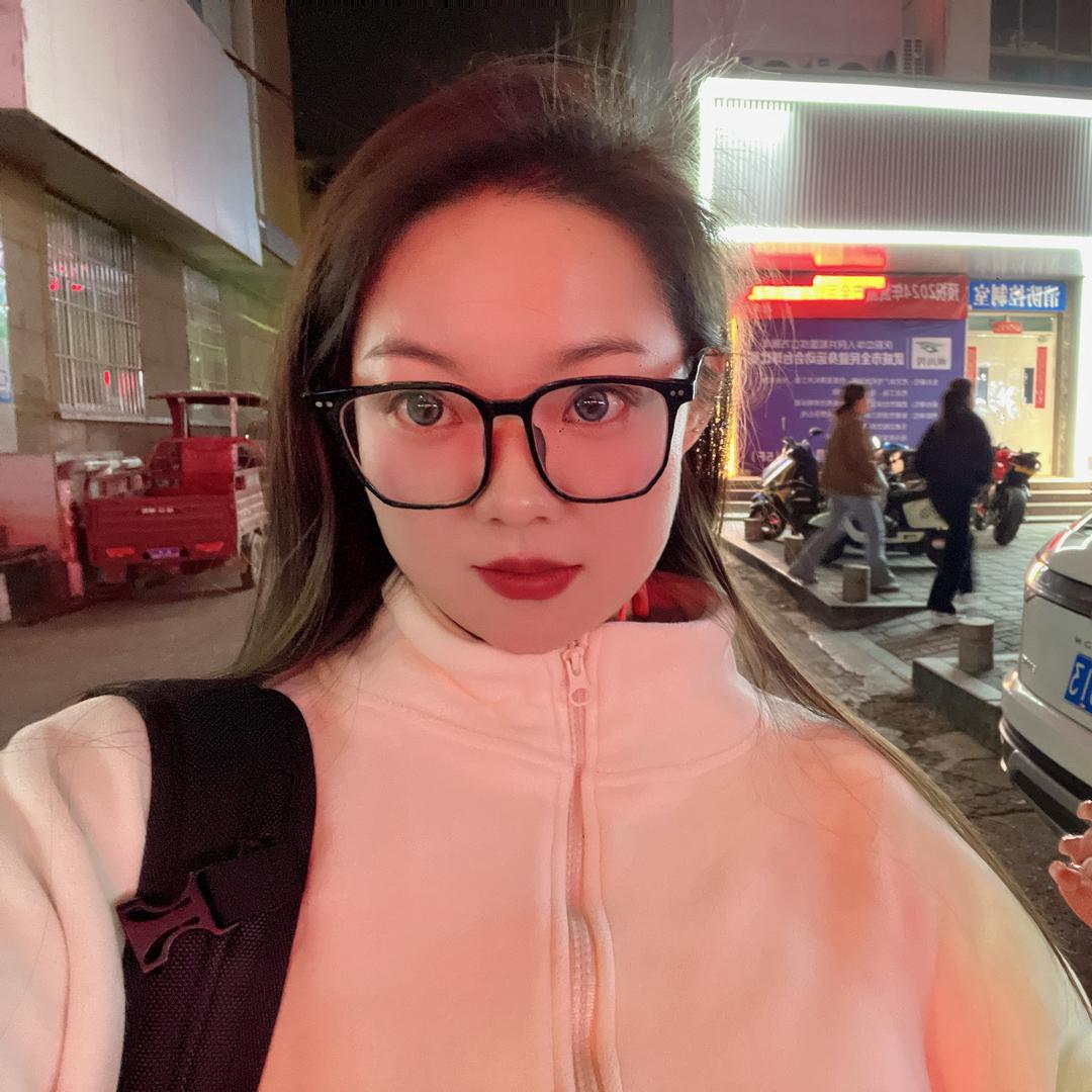 积极阳光大女孩🌼