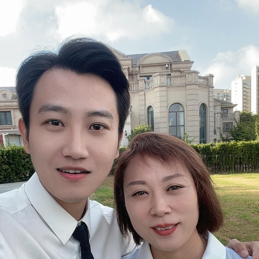 琳姐和鹏鹏的幸福生活