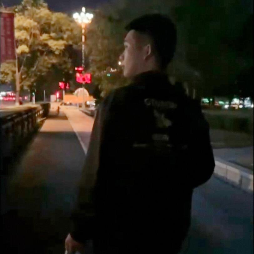 Aa小张