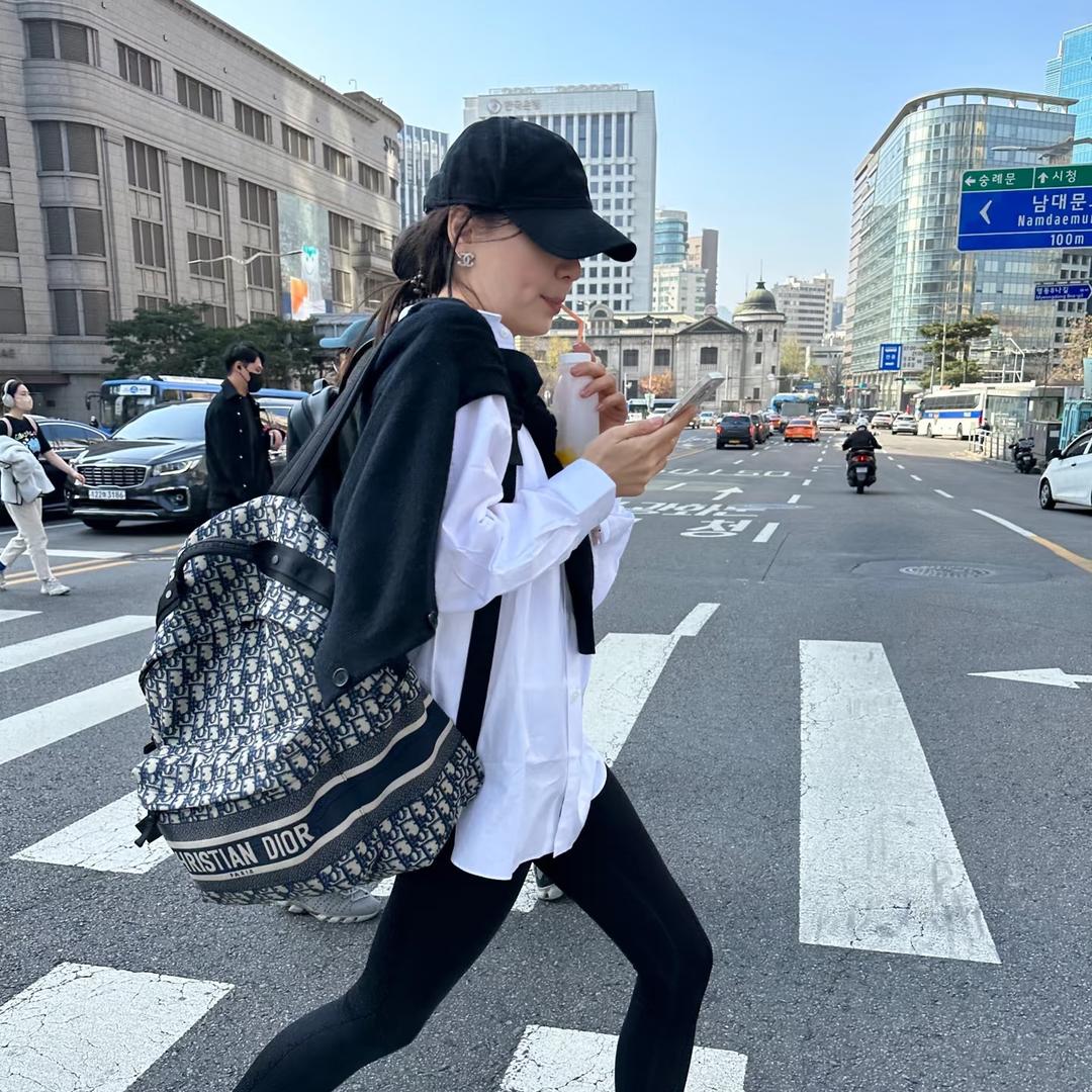 奇奇甄选护肤彩妆