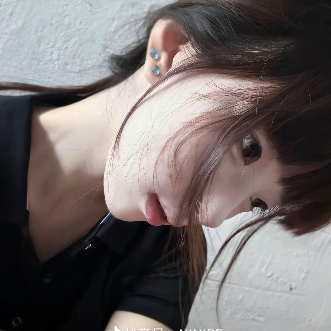 一根抑郁的钢笔