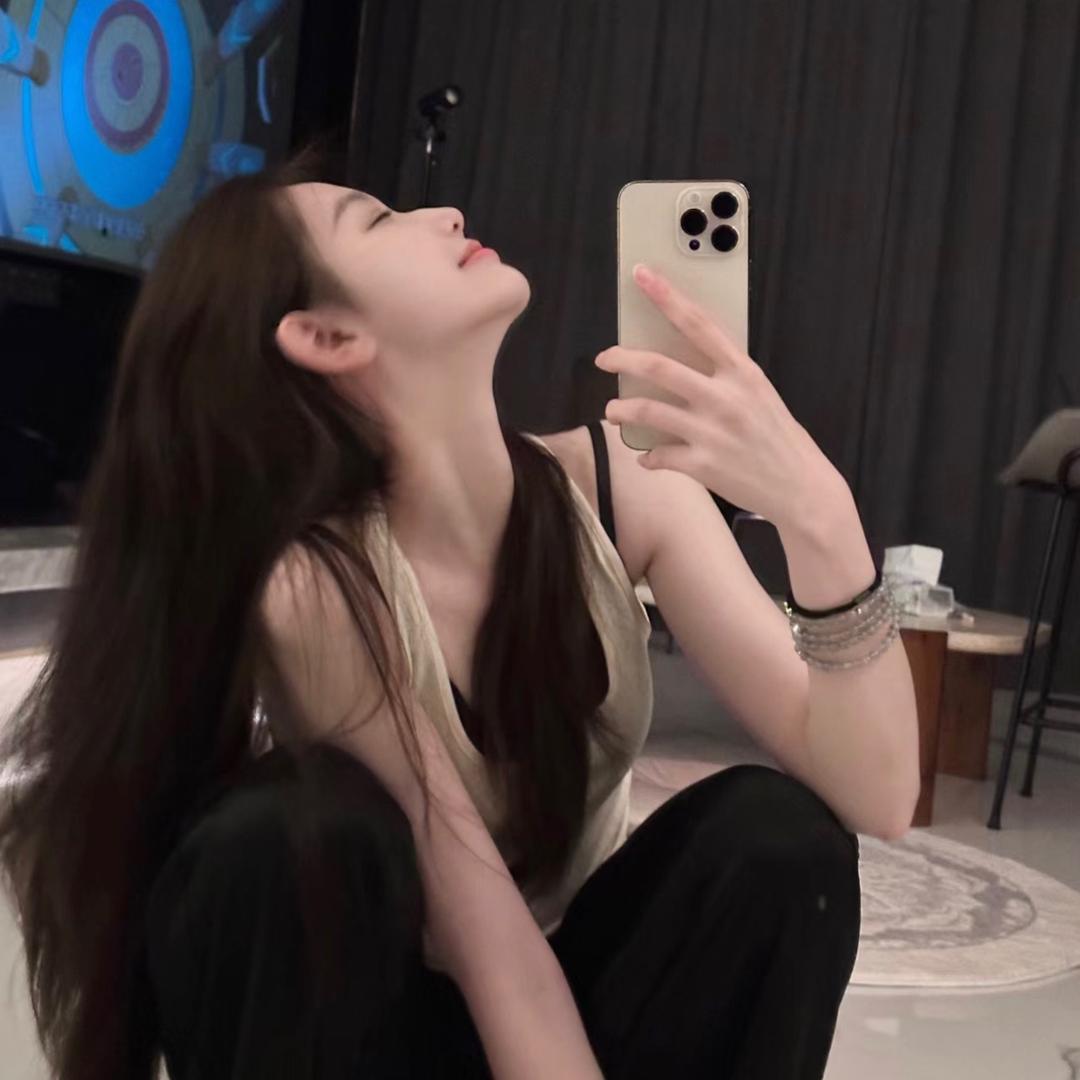 小锦鲤。