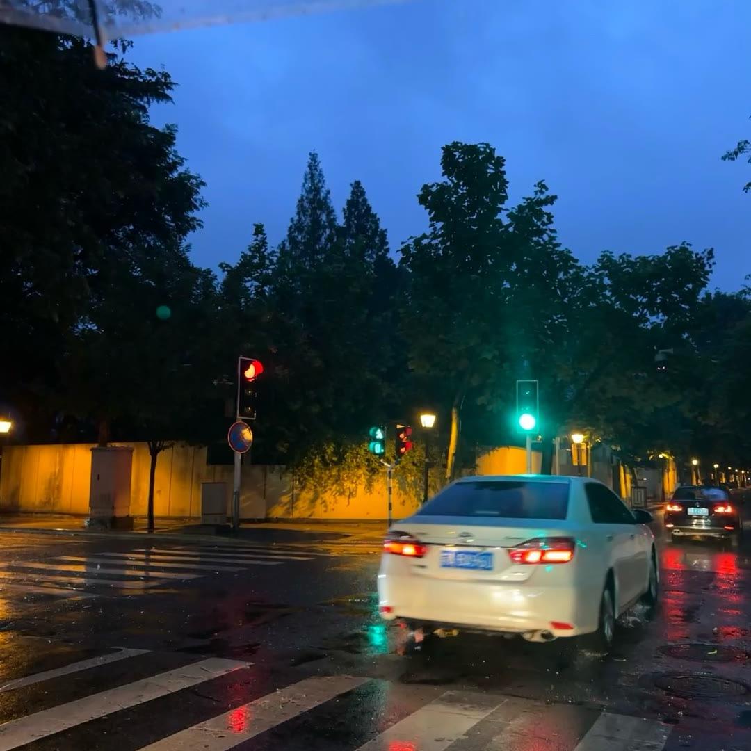 山的那边是什么