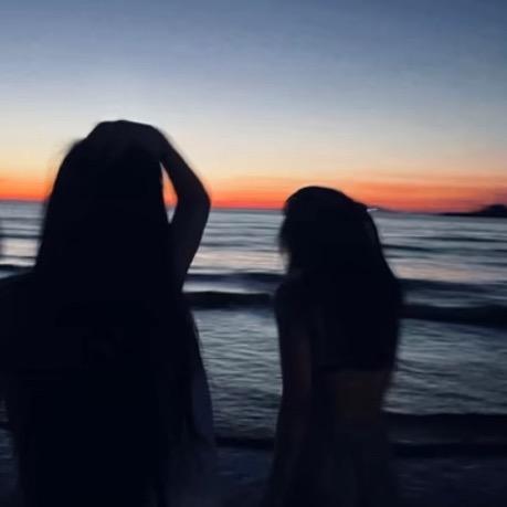 路西凡的小迷妹