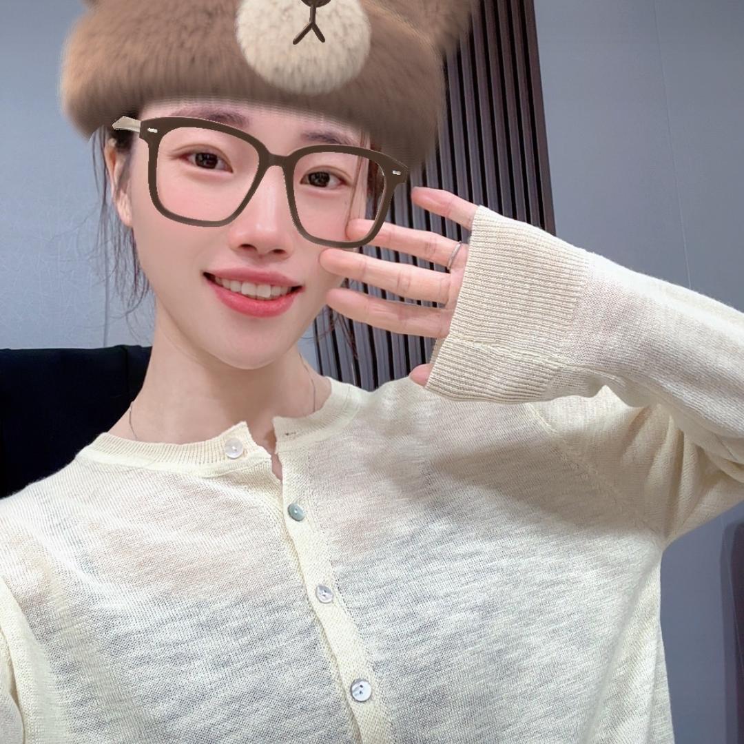 李李穿搭
