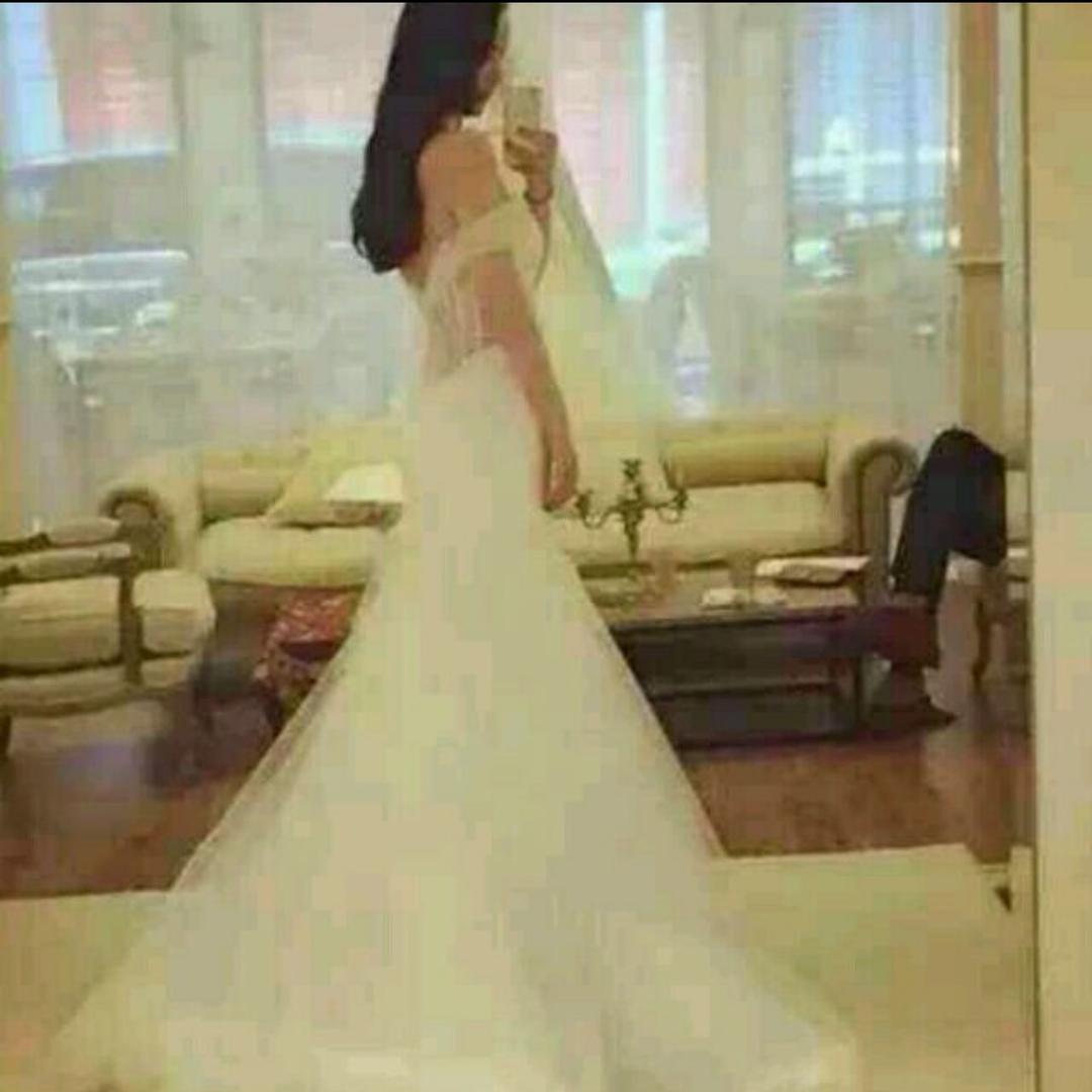武 美 人 