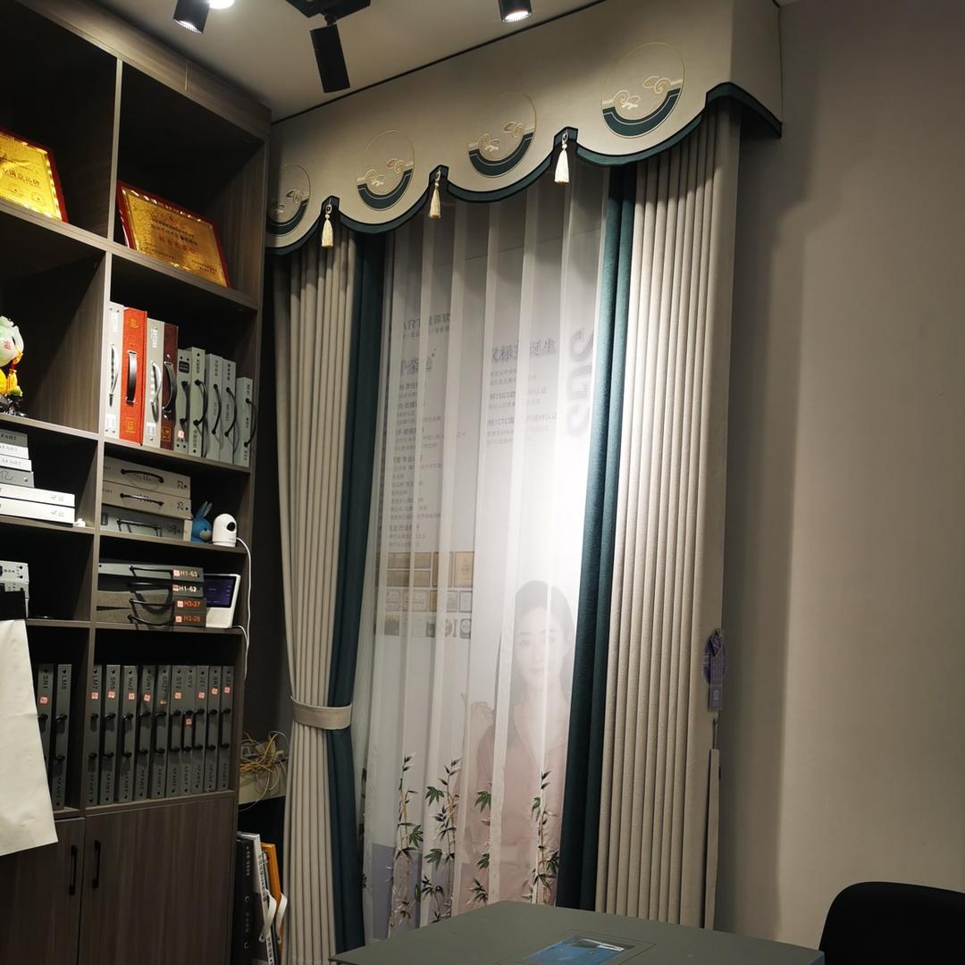 新疆库尔勒窗帘工厂店