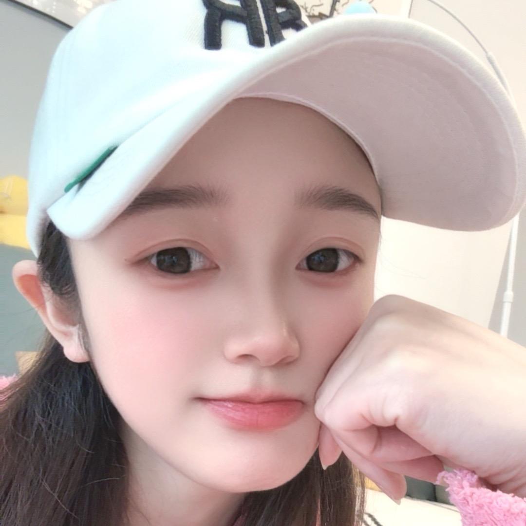 英妹儿✨（emo低谷期）