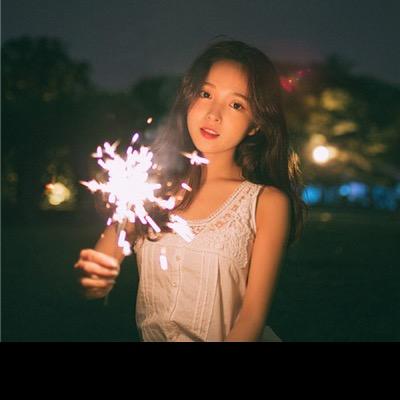 浓葵花艺