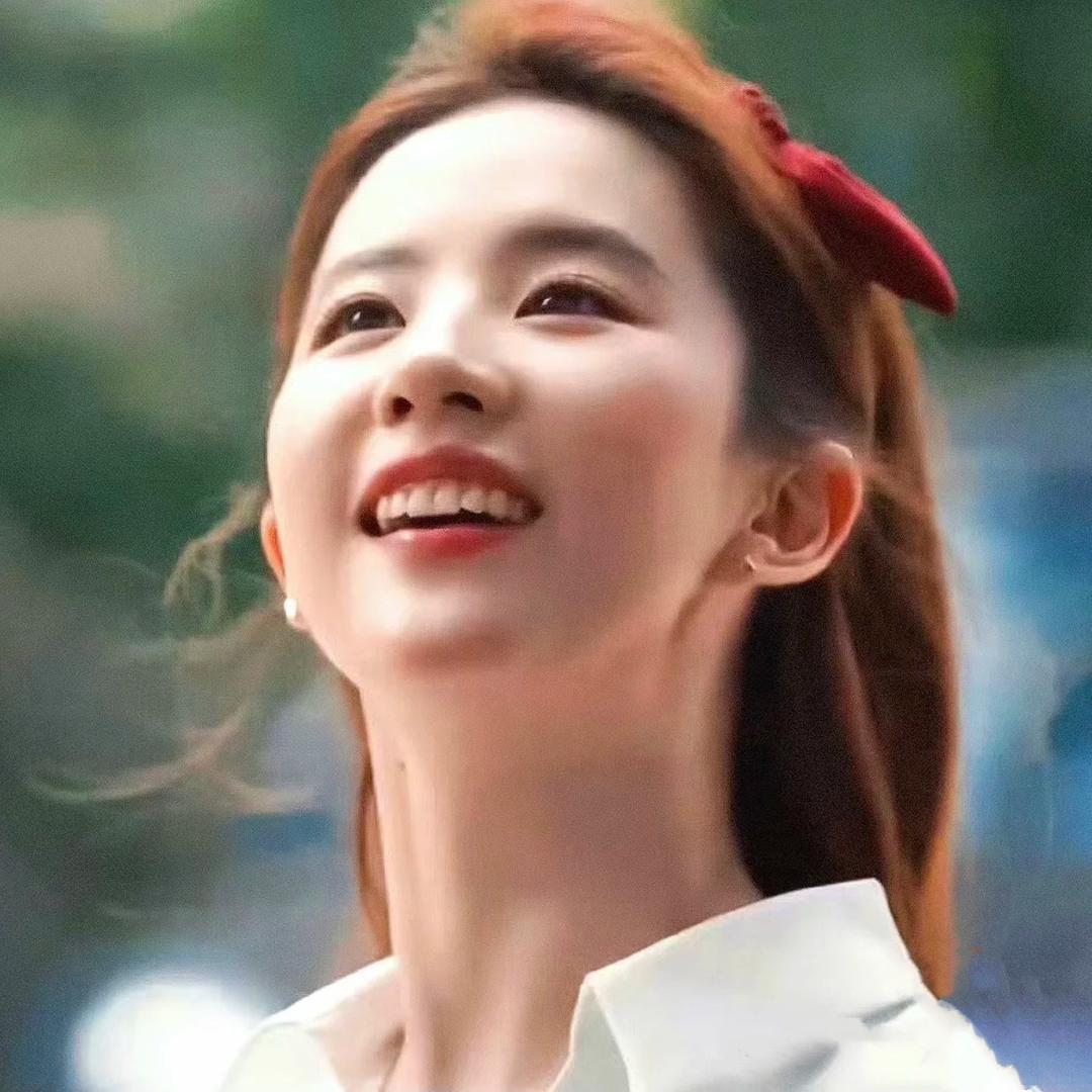 夏夏.