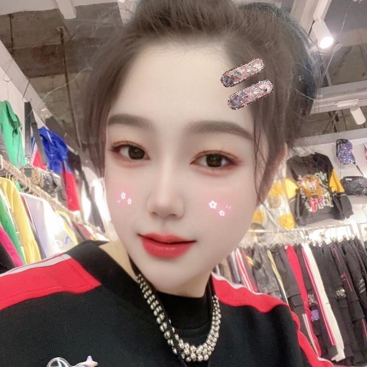 霞姐欧货潮牌服装店(每天下午1点直播）