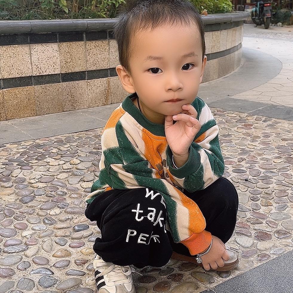 皓皓麻麻吖