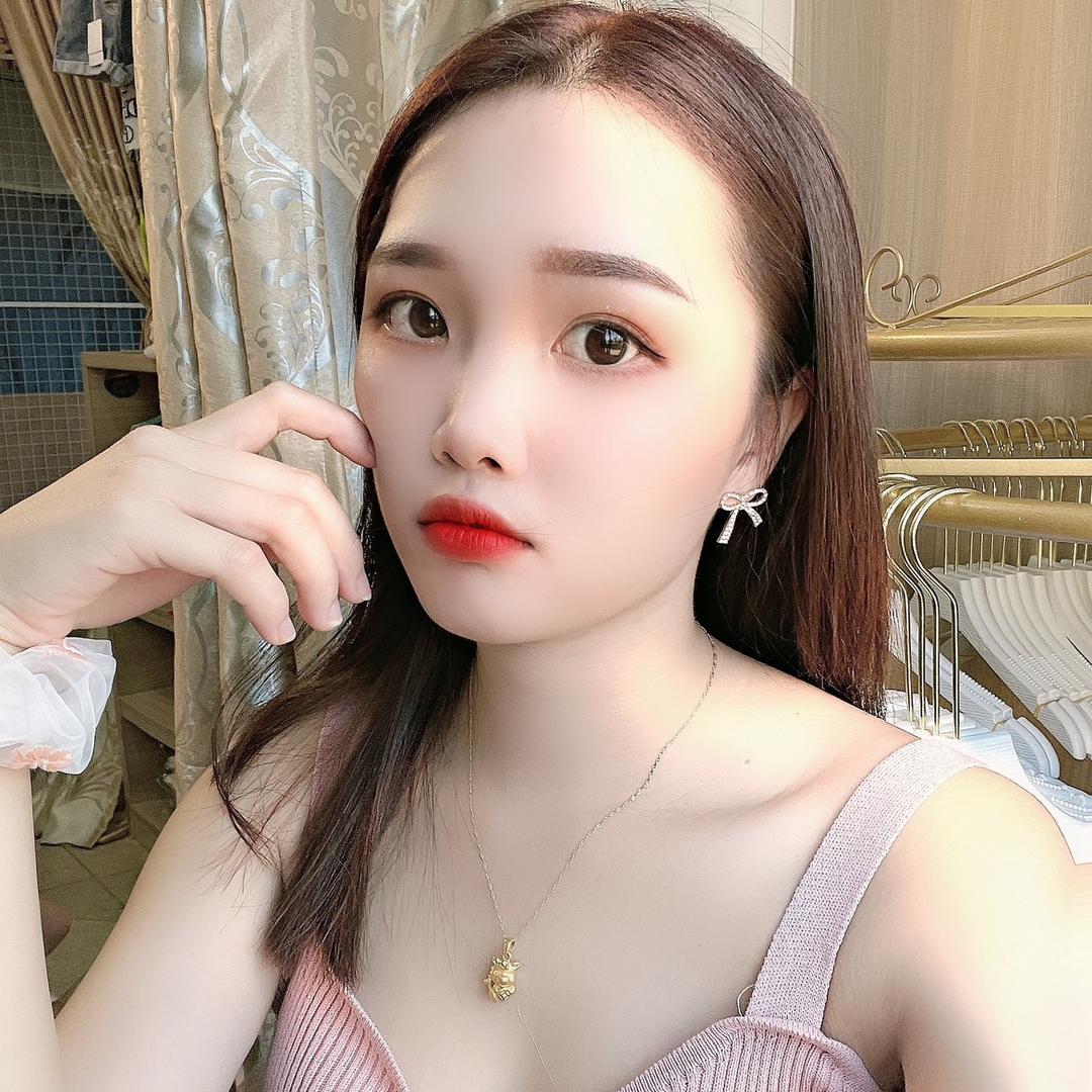 小啊飘呀🦄