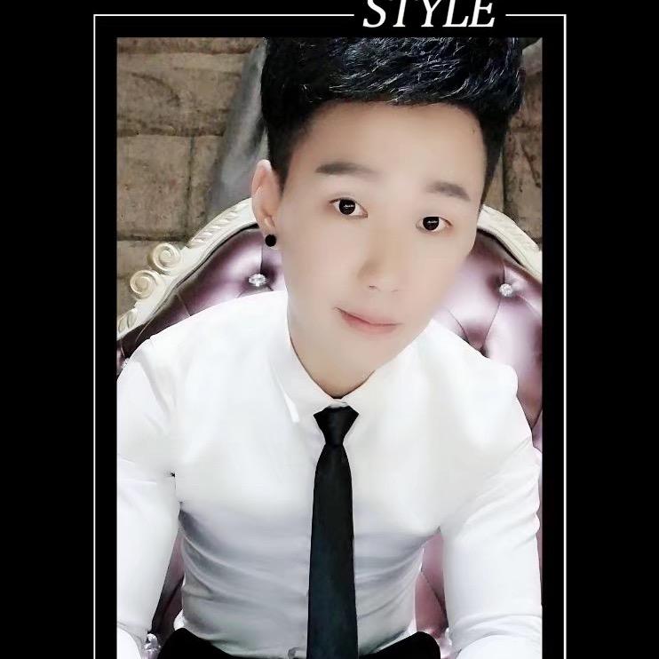 小亮🎤（每天晚上6点40）