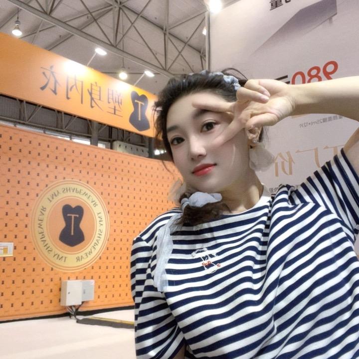 羽毛球爱好者-晨晨