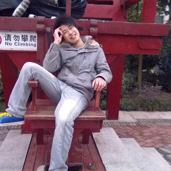 天添琴行卢老师