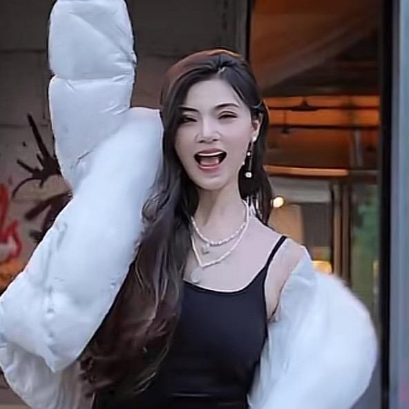 千屿Sheila 私服穿搭