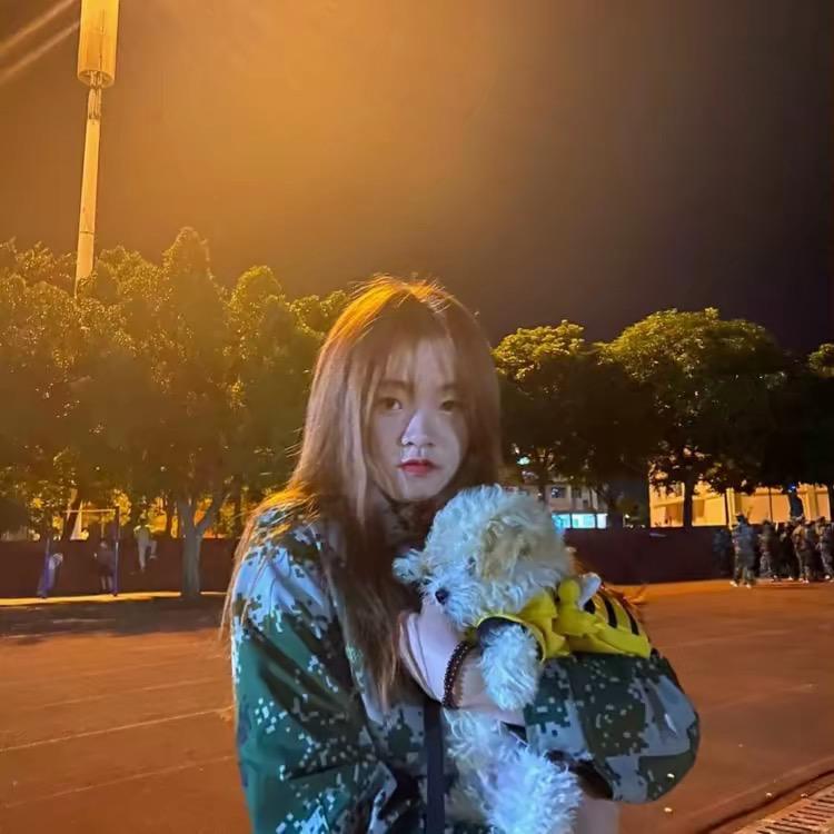 小Y