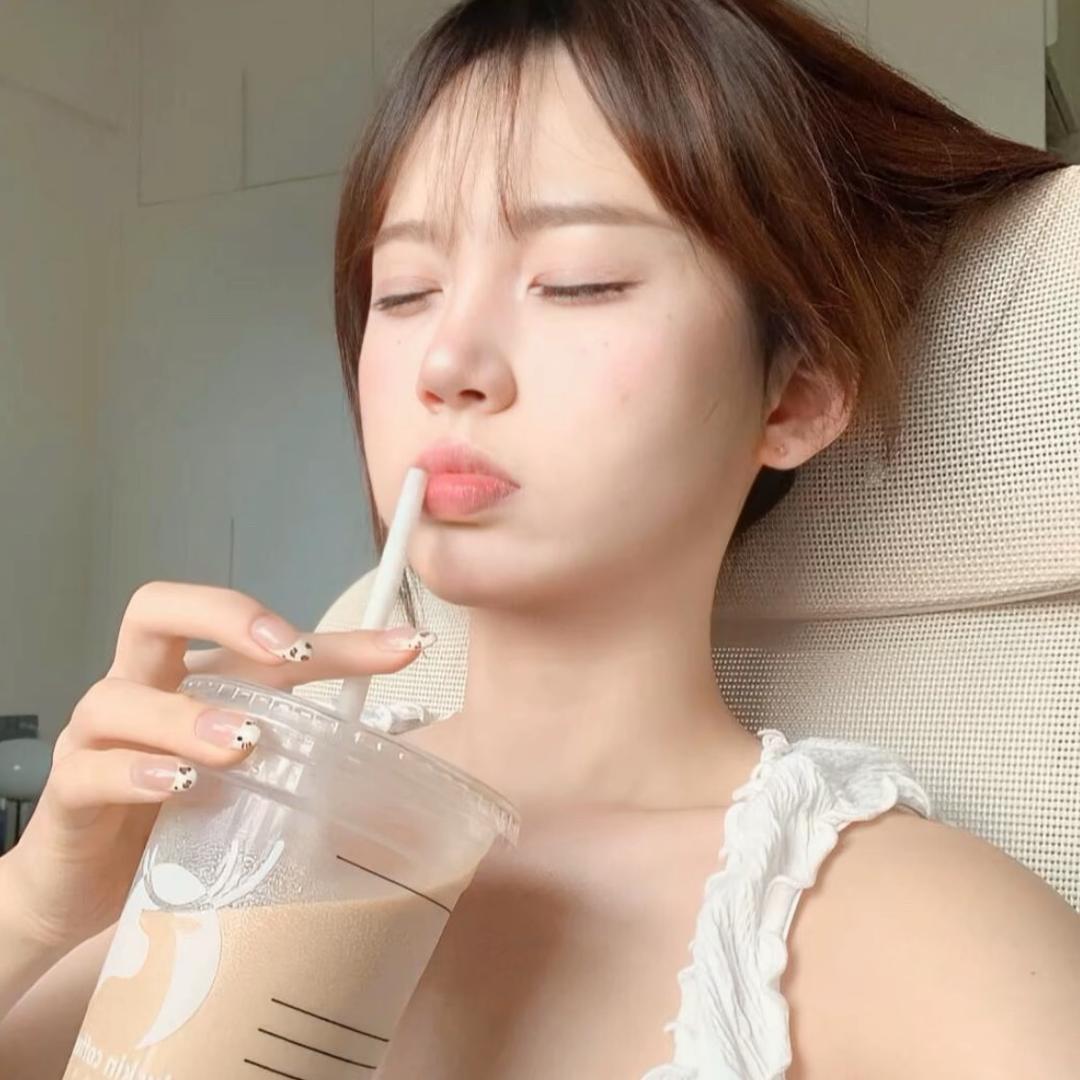 “哦”。