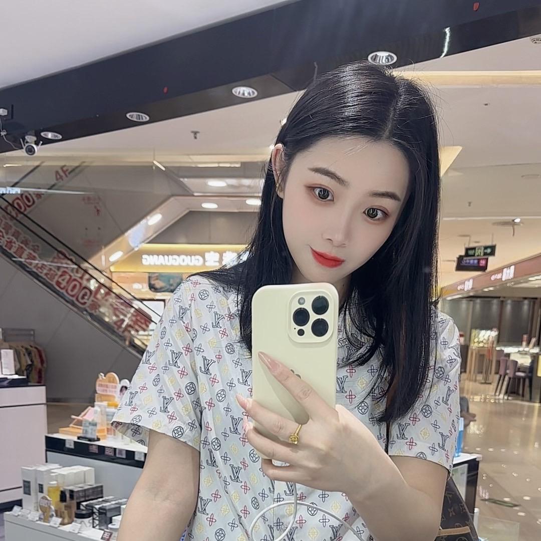 杨杨要开心`(*∩_∩*)′