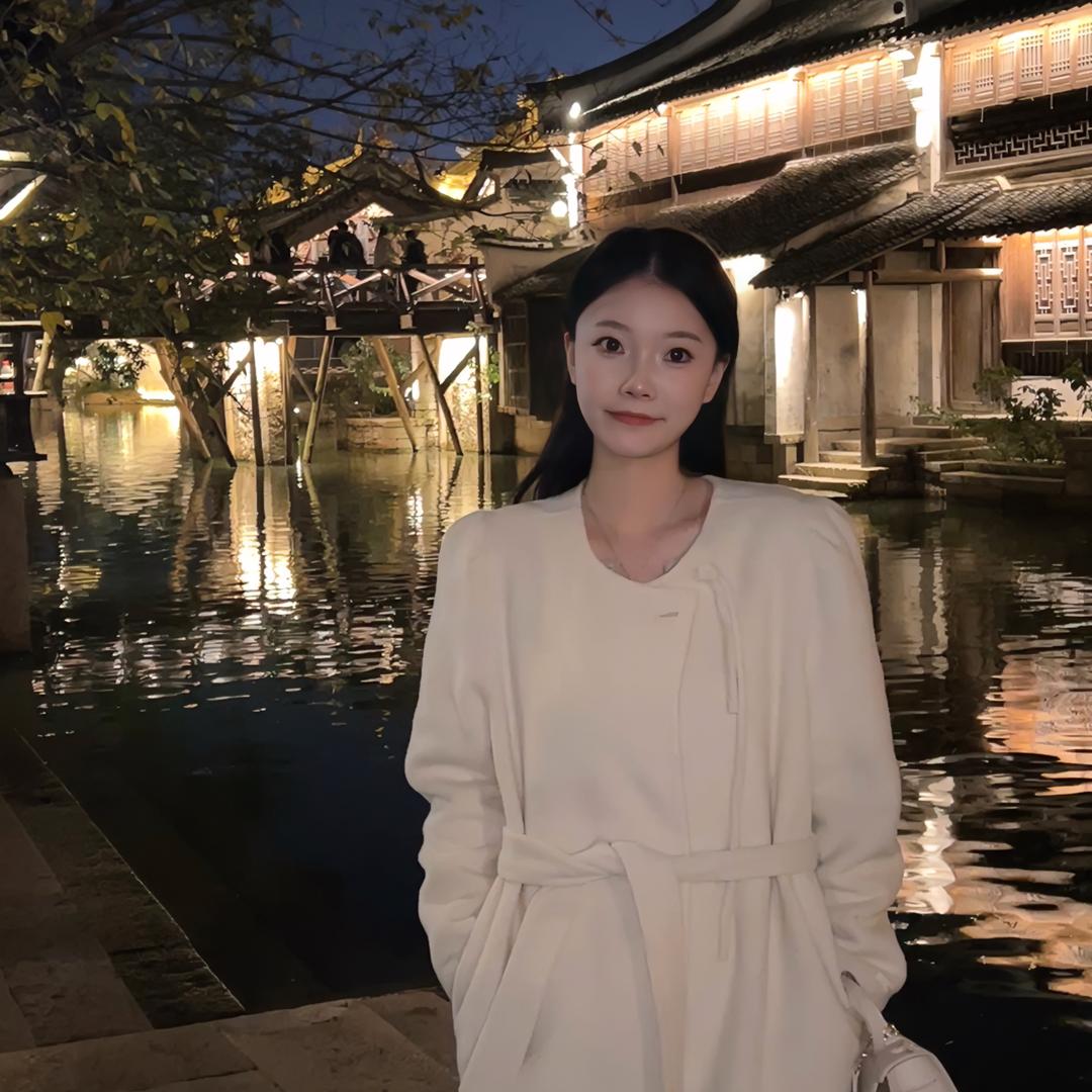 鑫鑫今天穿什么