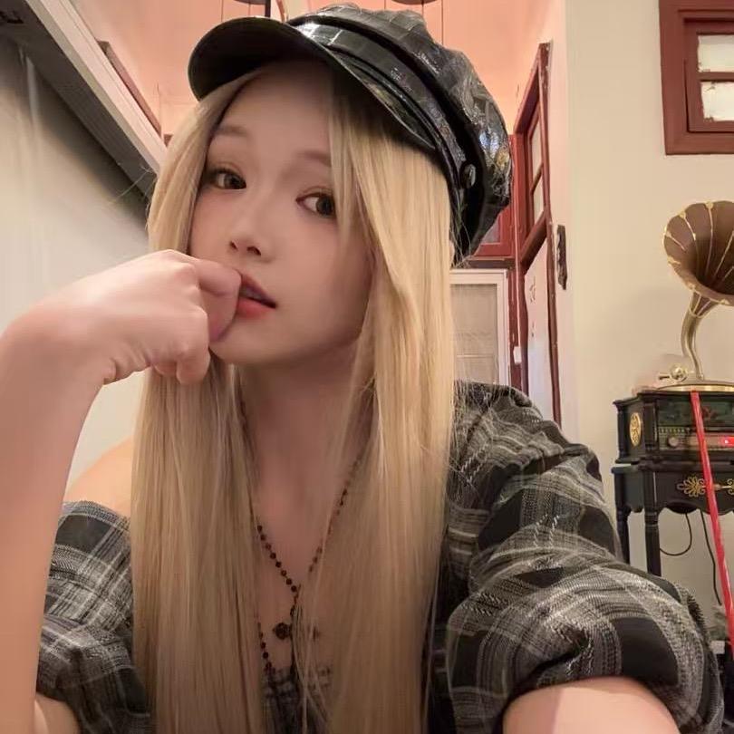 奈奈的穿搭日记📔