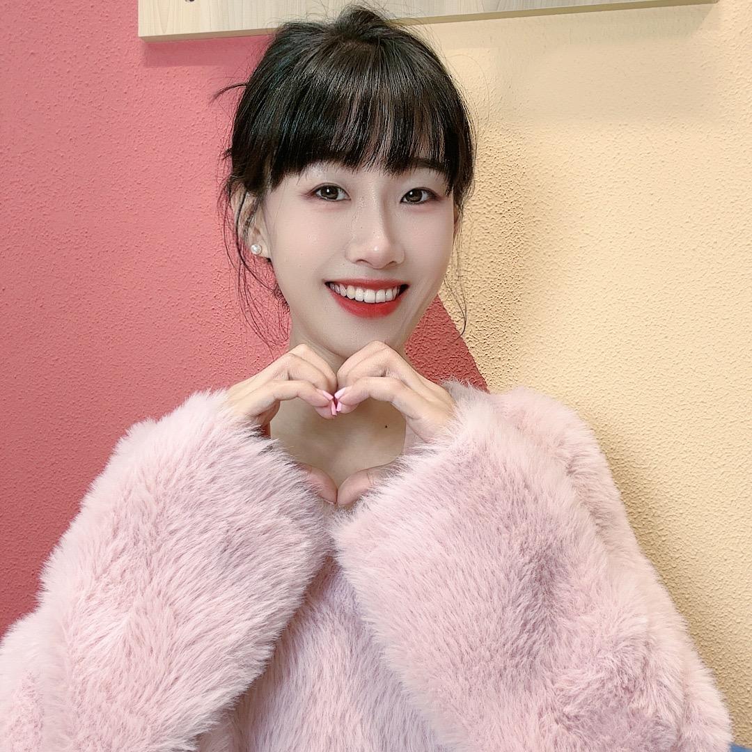 云宝童装工厂女童