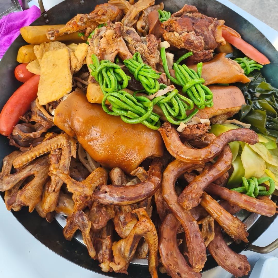 @小 H 辉大锅卤菜