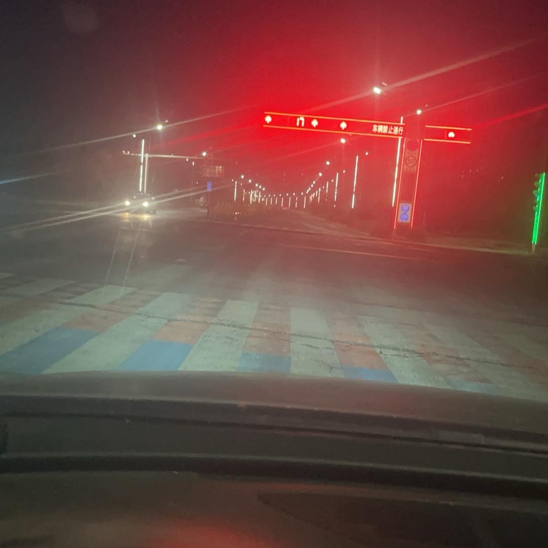 一个放荡不羁的男人