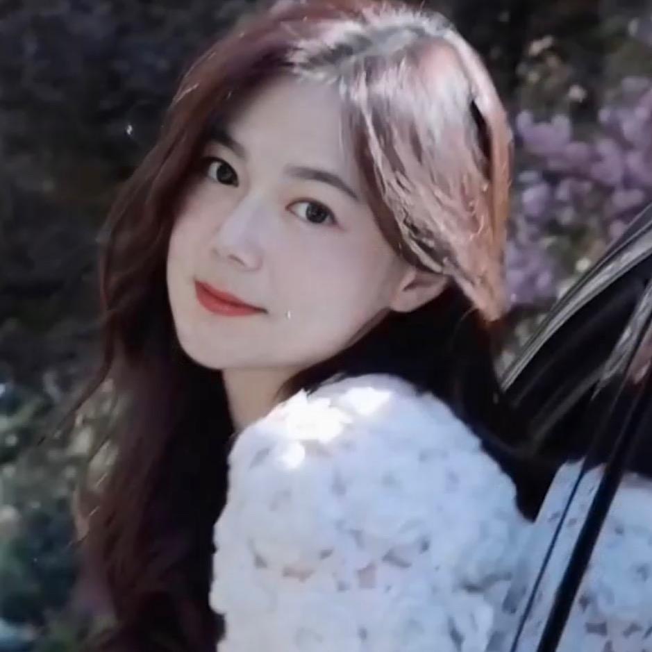 英英爱吃⁵⁸⁸