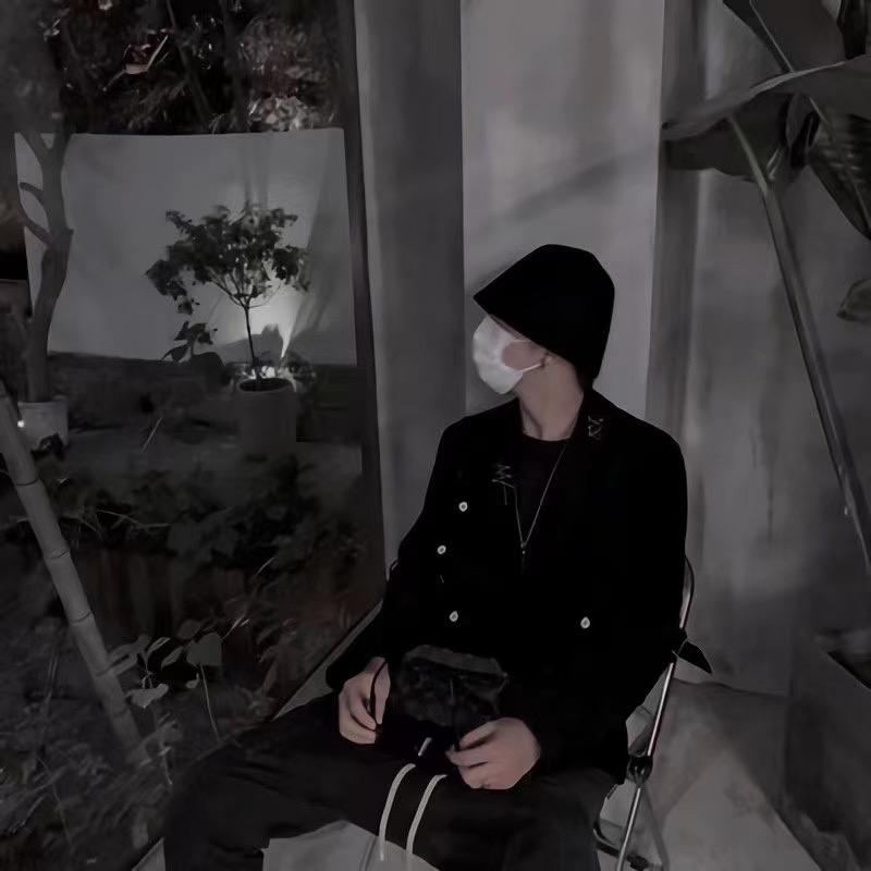 霸总秘书🏋🏻‍♂️