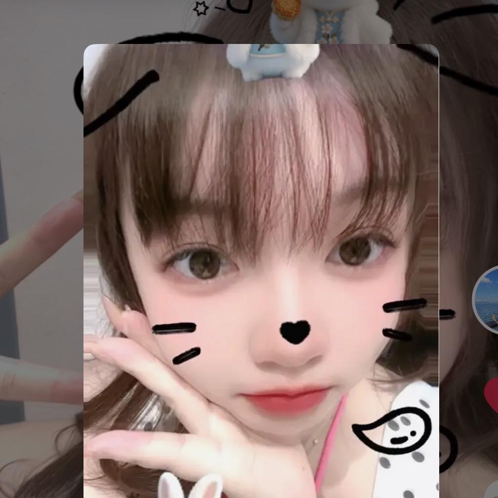 小猫吃鱼🐟